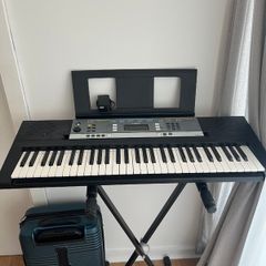 Yamaha YPT-240 Keyboard and Stand (Very Good Condition)