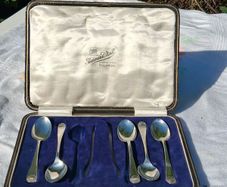 5 X Cooper Bros Shell Pattern Sterling Silver Teaspoons