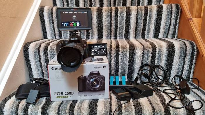 Canon 250D plus Atomos Blade Recorder and Monitor