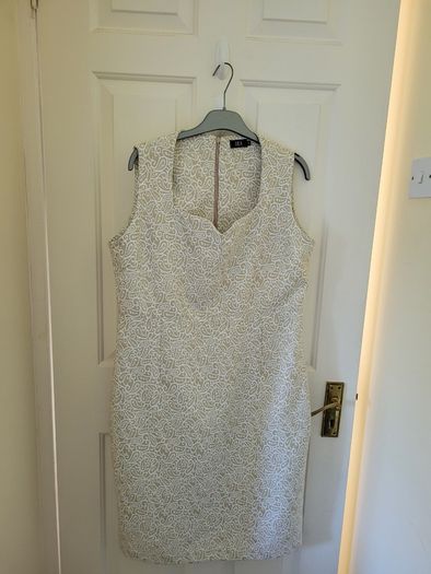 Womens Dress Size 16