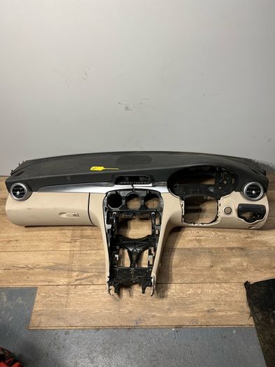 Dashboard Mercedes c class w205 2017 a2l3