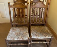 4 wooden dining chairs