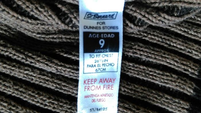 Boys cardigan in a good condition
