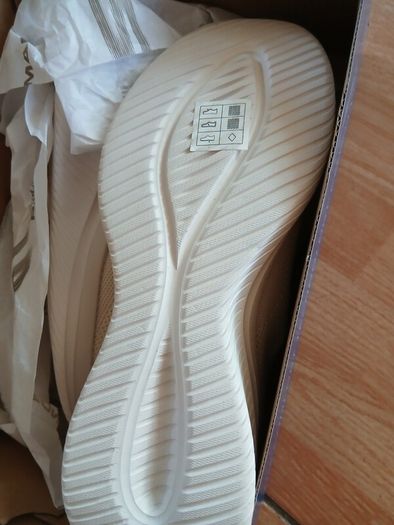 Brand New Ladies Skechers