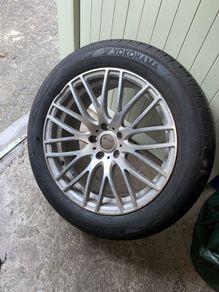 Mercedes 18inch alloy and tyre