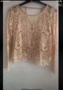 Bnwt river island lace top size 12  rrp 40 euro