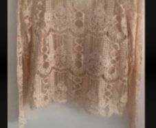 Bnwt river island lace top size 12  rrp 40 euro