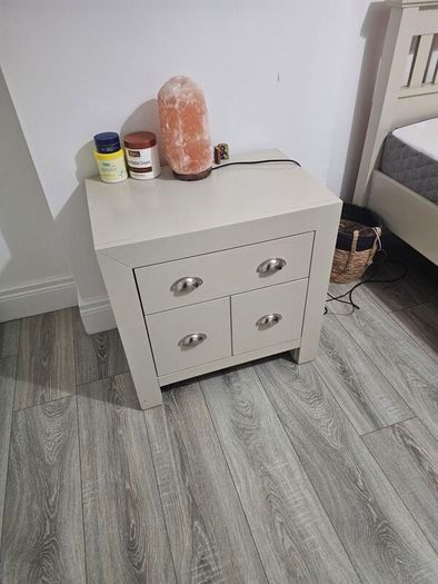 bedroom furniture