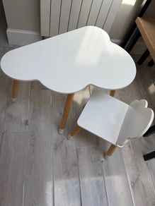 Toddler/child cloud table and chair set