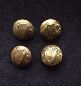 Irish Volunteer  ( IV ) Irish Army Brass Tunic Buttons