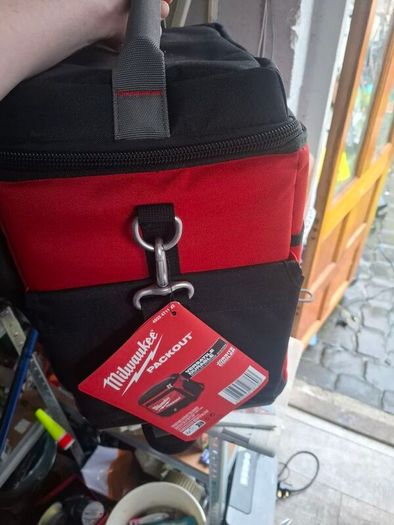 Milwaukee packout cooler bag (NEW)