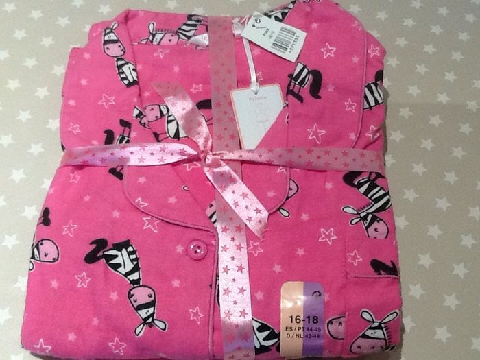 New with tags Ladies PJs
