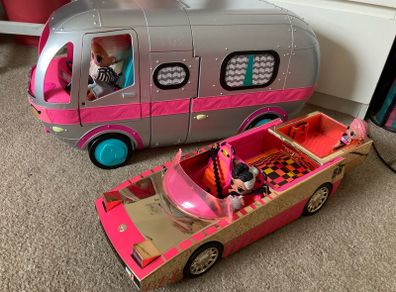 LOL camper van with dolls and car