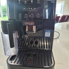 DeLonghi Coffee  Machine