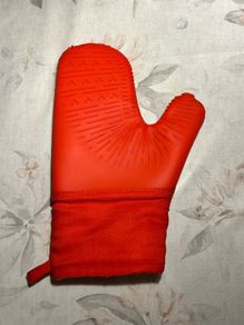 Silicone Oven Mitt - Brand New, Never Used