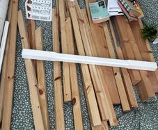 10 x stair spindles plus bannister and track