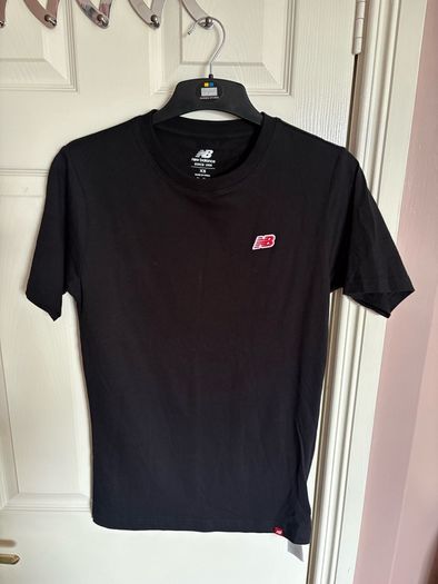 new balance tshirt