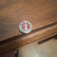 East German GDR/DDR metal lapel badge