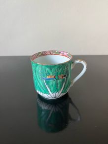 Vintage Chinese porcelain tea cup