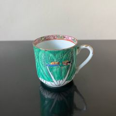 Vintage Chinese porcelain tea cup