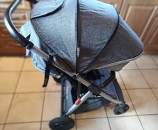 BabyStyle Oyster Zero stroller