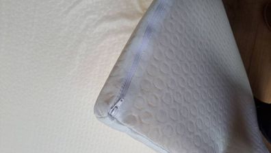 Memory foam topper