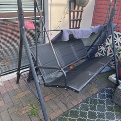 Swing bench