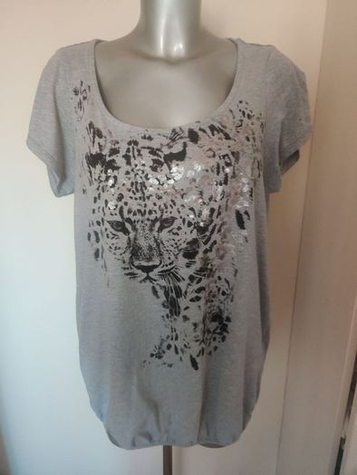F&F grey tiger print top size UK22 EU50 Perfect condition Postage included