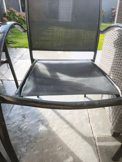 garden chairs and table