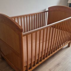 cotbed