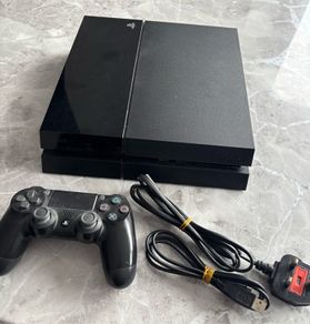 PlayStation 4 ps4 console 500gb