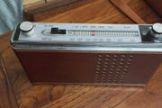 Vintage Gitem radio in good working order