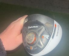 Taylormade R1 driver left handed
