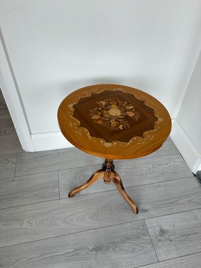 vinatge table