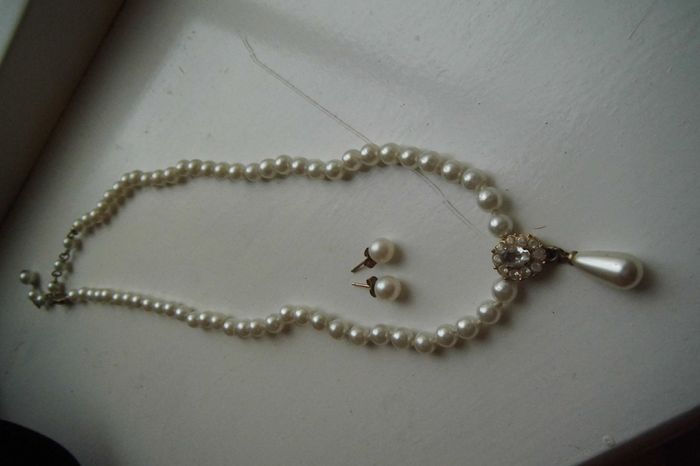 Pearl set
