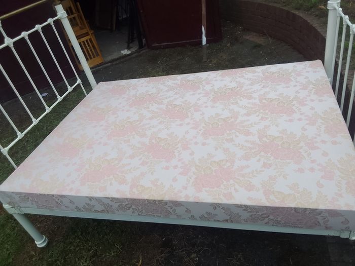 Double Bed