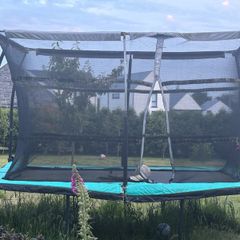 Trampoline free to take