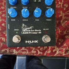 Melvin lee Davis Bass Preamp