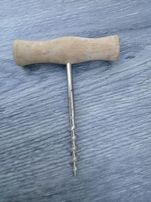 Vintage T-shaped Cork Screw