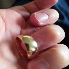 9 ct gold