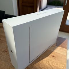 Sealed Macbook Air 2025