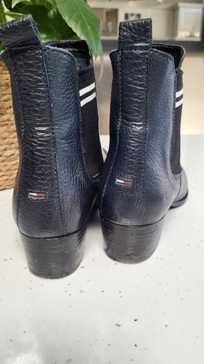 TOMMY HILFIGER Navy pointed ankle boots Sz 40 (Fit 7UK) - Rrp 180 (New)