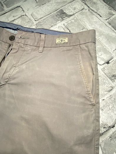 Tommy Hilfiger Brooklyn 10" Mens Shorts Regular Fit Organic Cotton W34