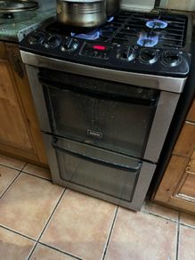 cooker gas free stand.