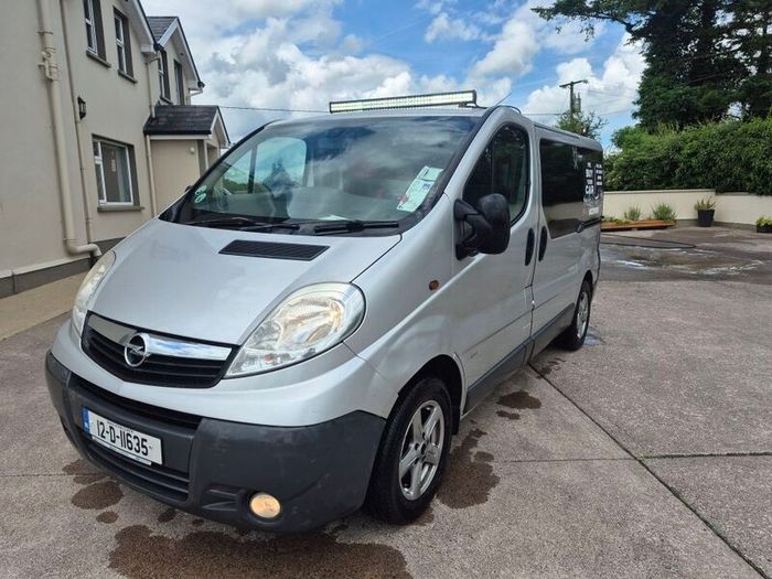 opel vivaro 2.0