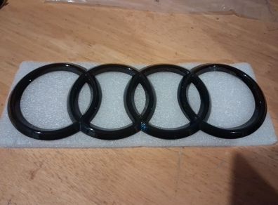 Audi a1 front grill logo black