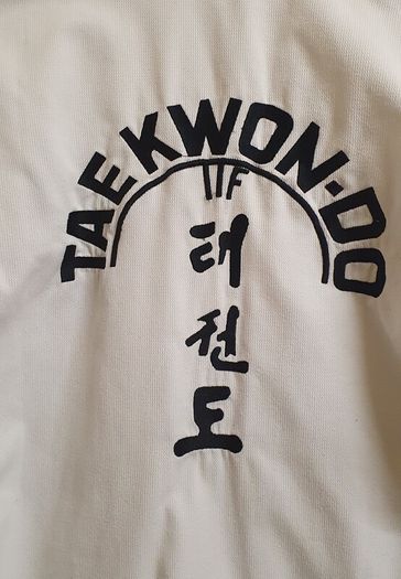 A Top Ten Taekwondo Dobok Uniform - Instore 50 Euro - See Text for Size & Link