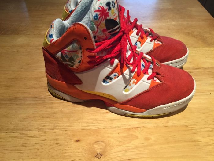 Adidas Original Hightop Trainers, unisex runners