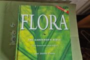 Flora The Gardener's Bible with CD