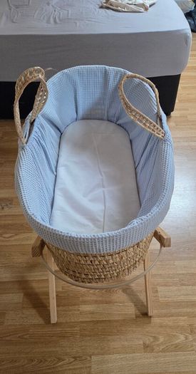 Moses Basket with Stand